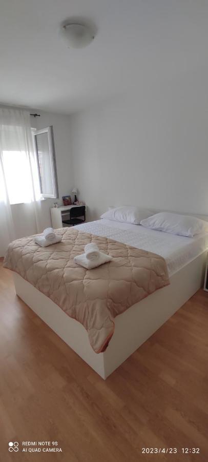 Appartement Apartman Sandra à Split Extérieur photo
